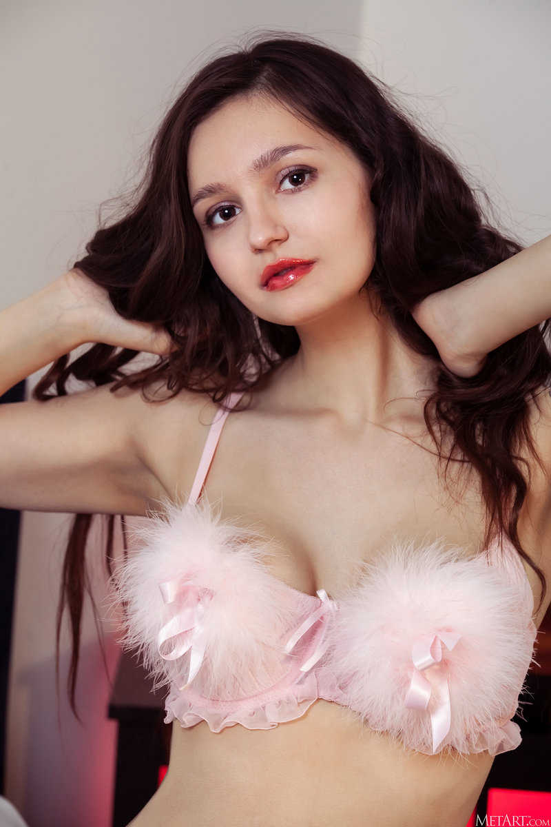 Анжела, 31